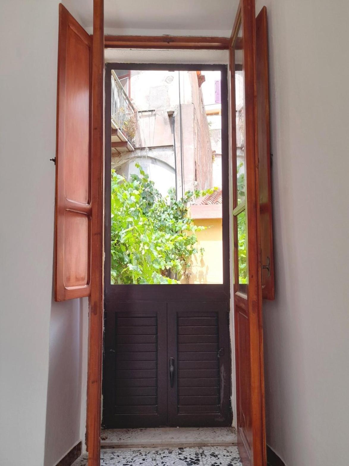 Villa Casa A Bosa In Centro Storico Esterno foto